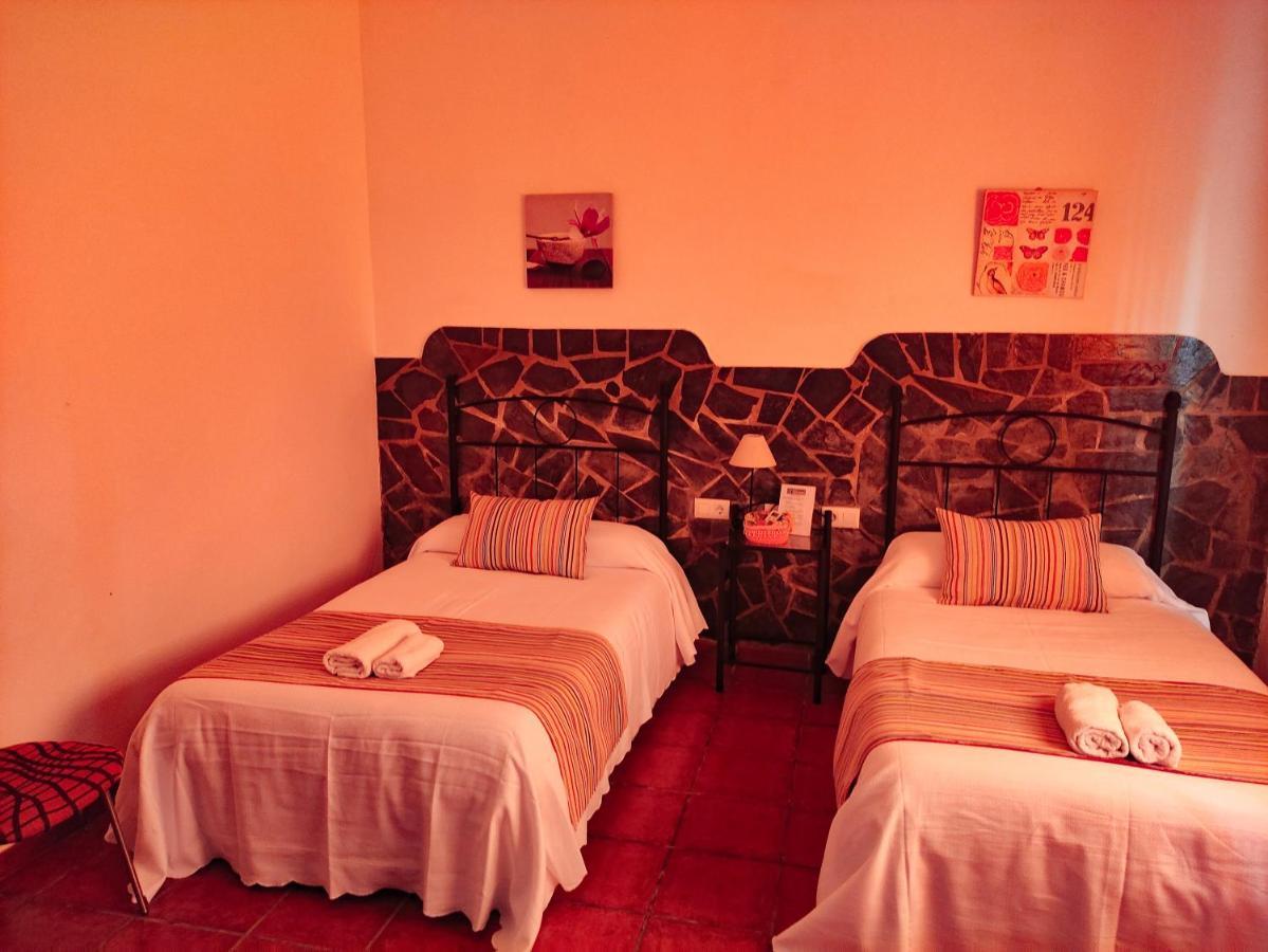 Casa Rural La Aduana Villanueva del Fresno Esterno foto